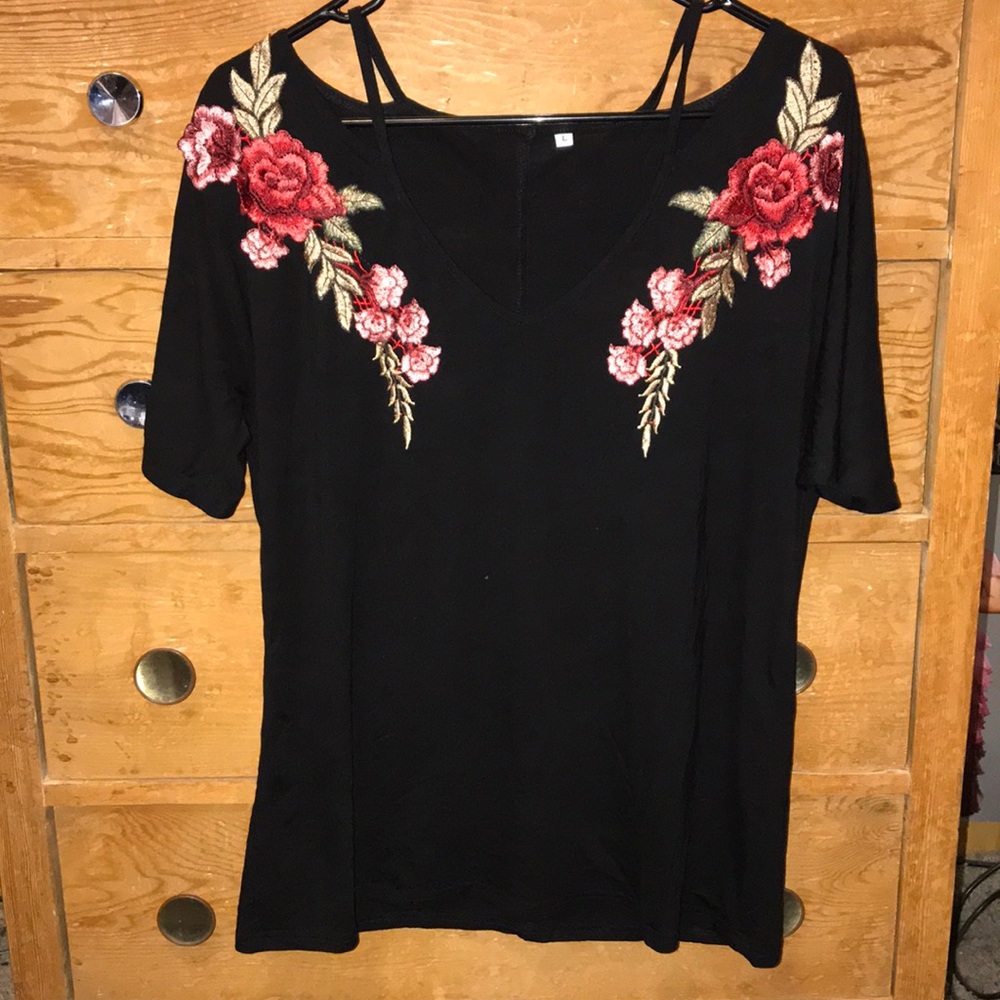 Floral cold shoulder top